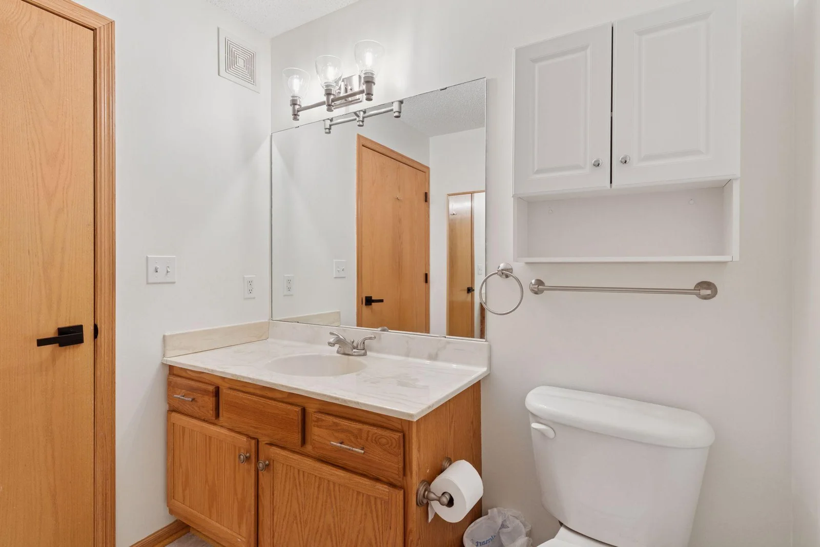 Full bathroom