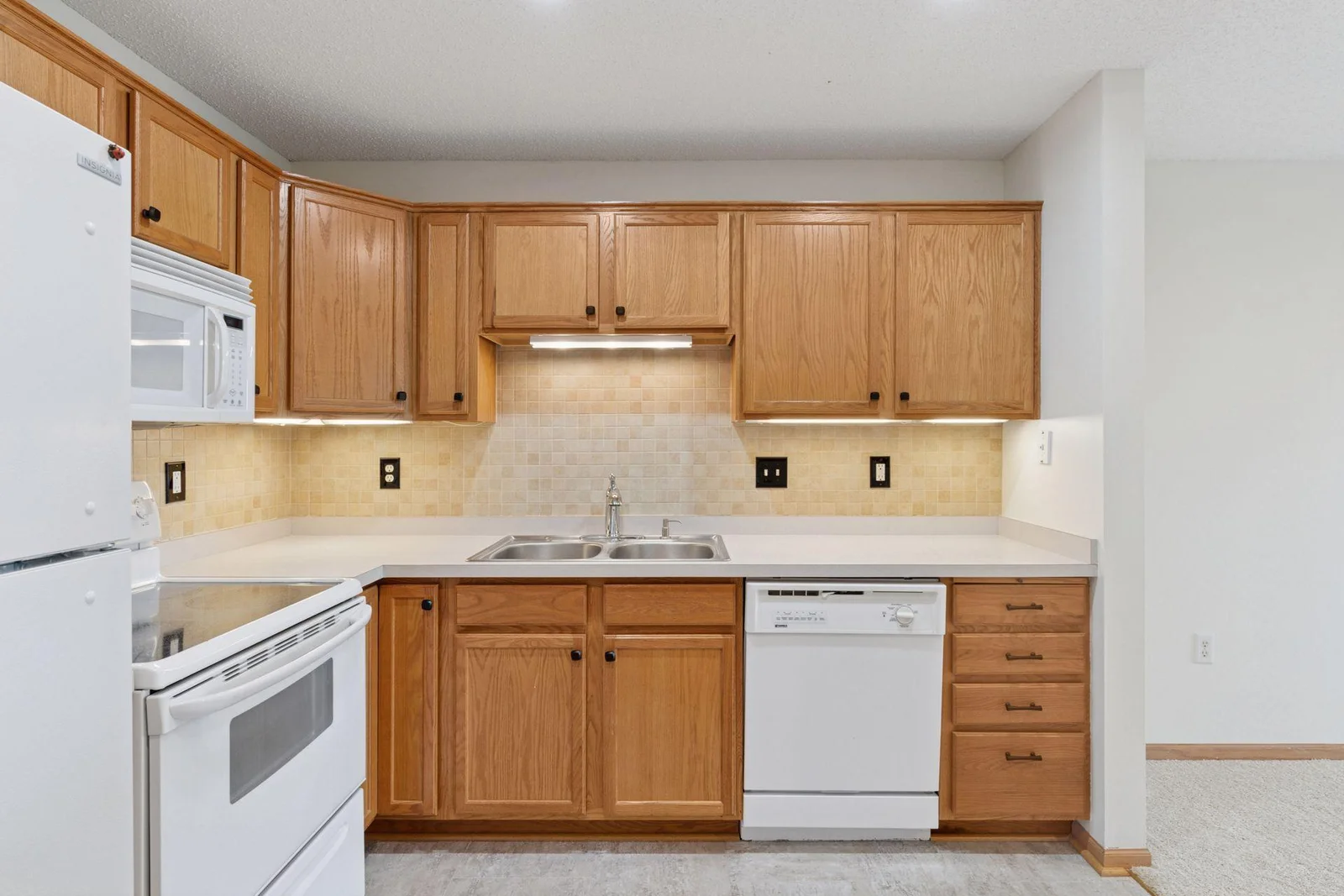 Matching white appliances