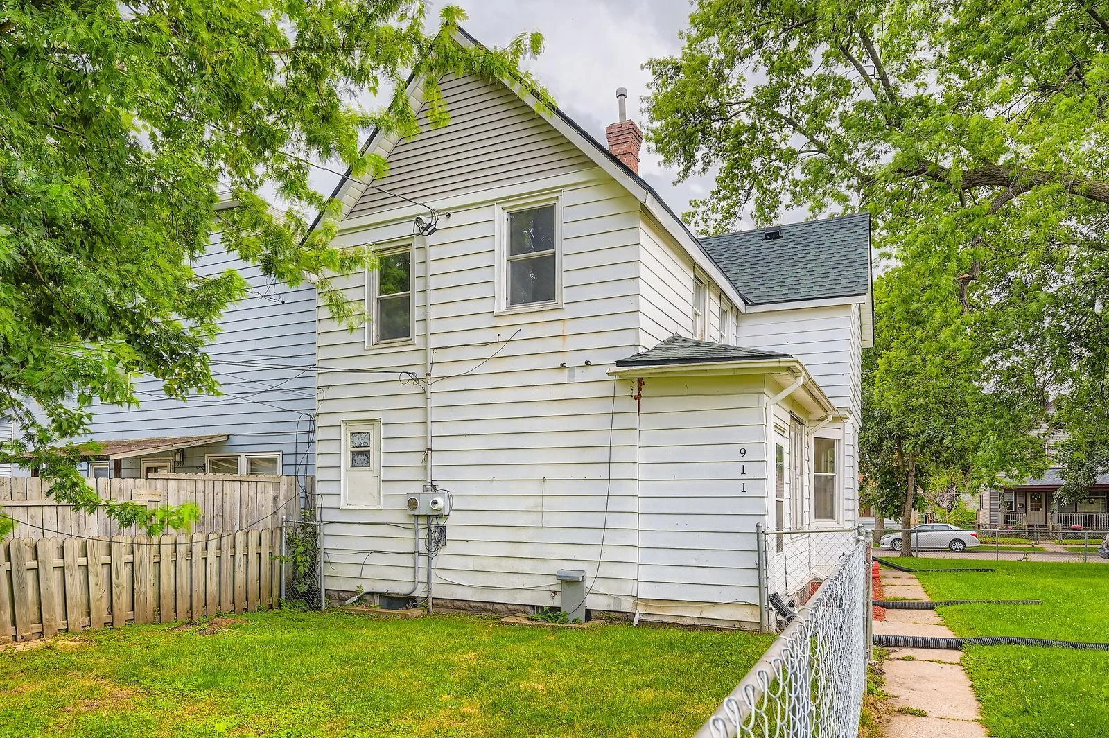 911 Sims Ave - Web Quality - 027 - 28 Exterior Rear.jpg