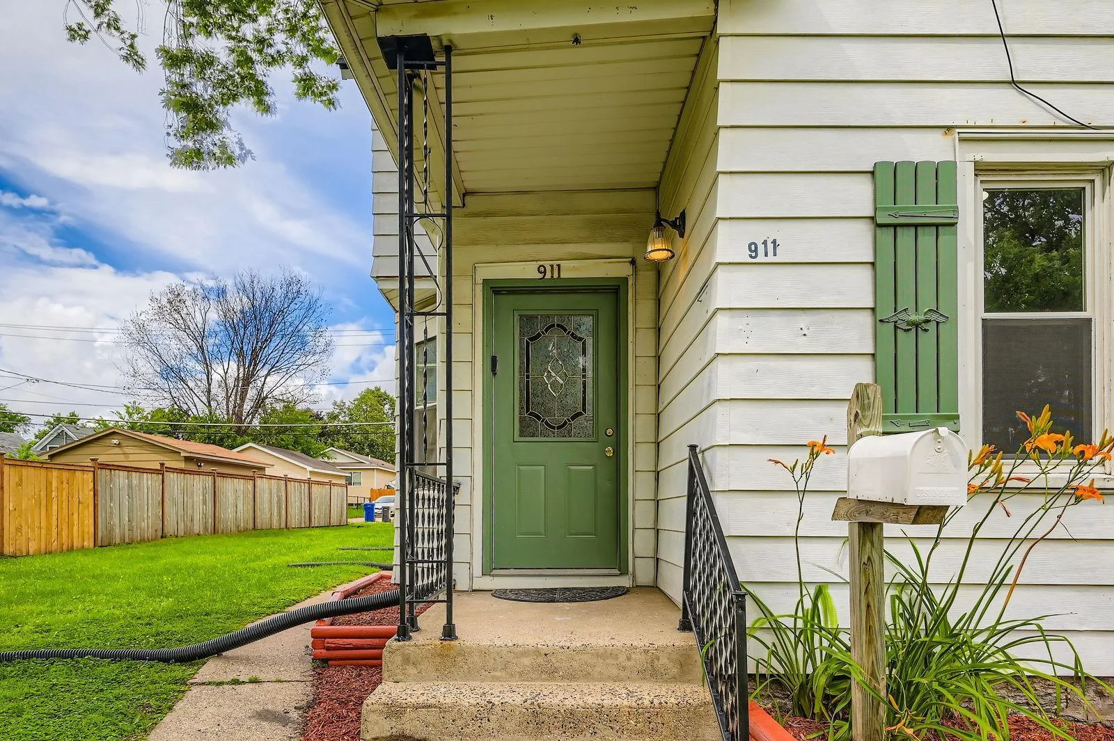 Exterior Front Entry.jpg
