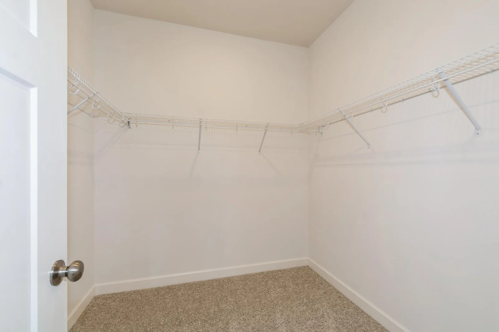 (Actual photo of the home) Home is complete and move in ready!