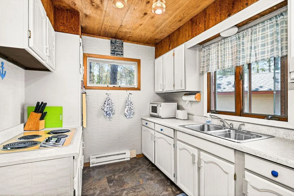 Cabin Kitchen.jpg