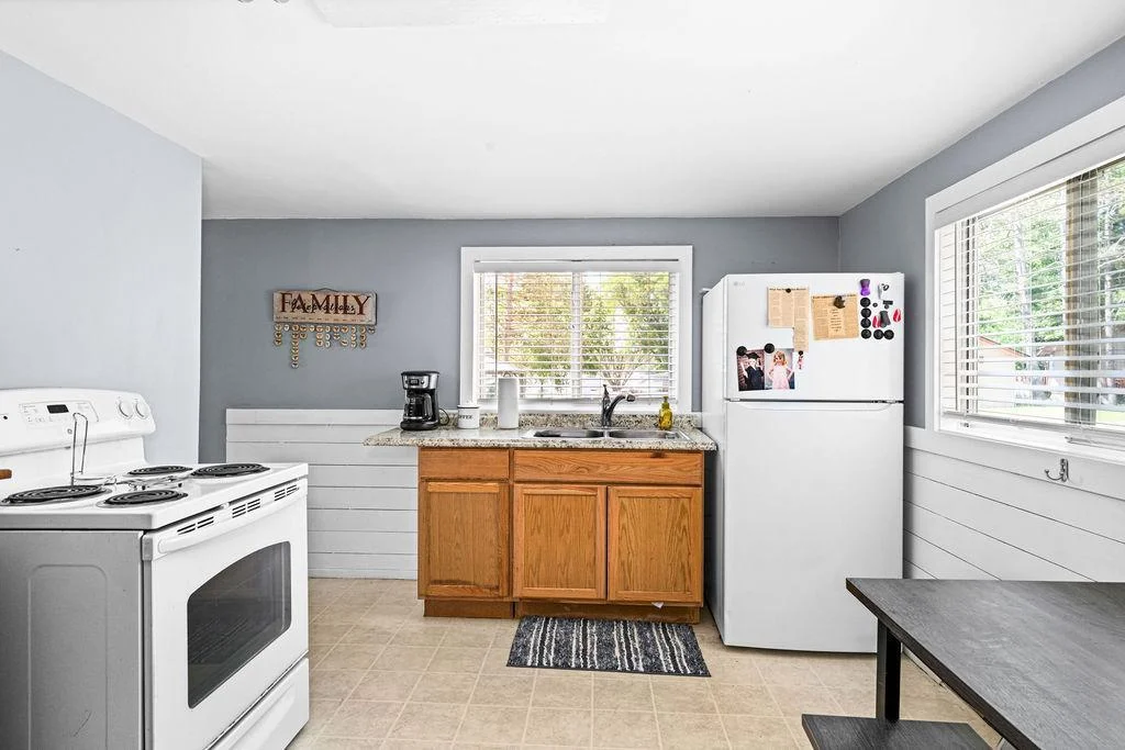 Main Kitchen 2.jpg