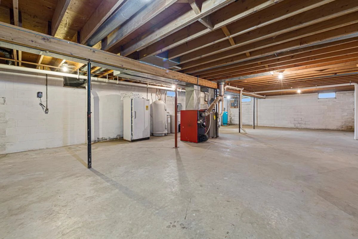36 Basement.jpg