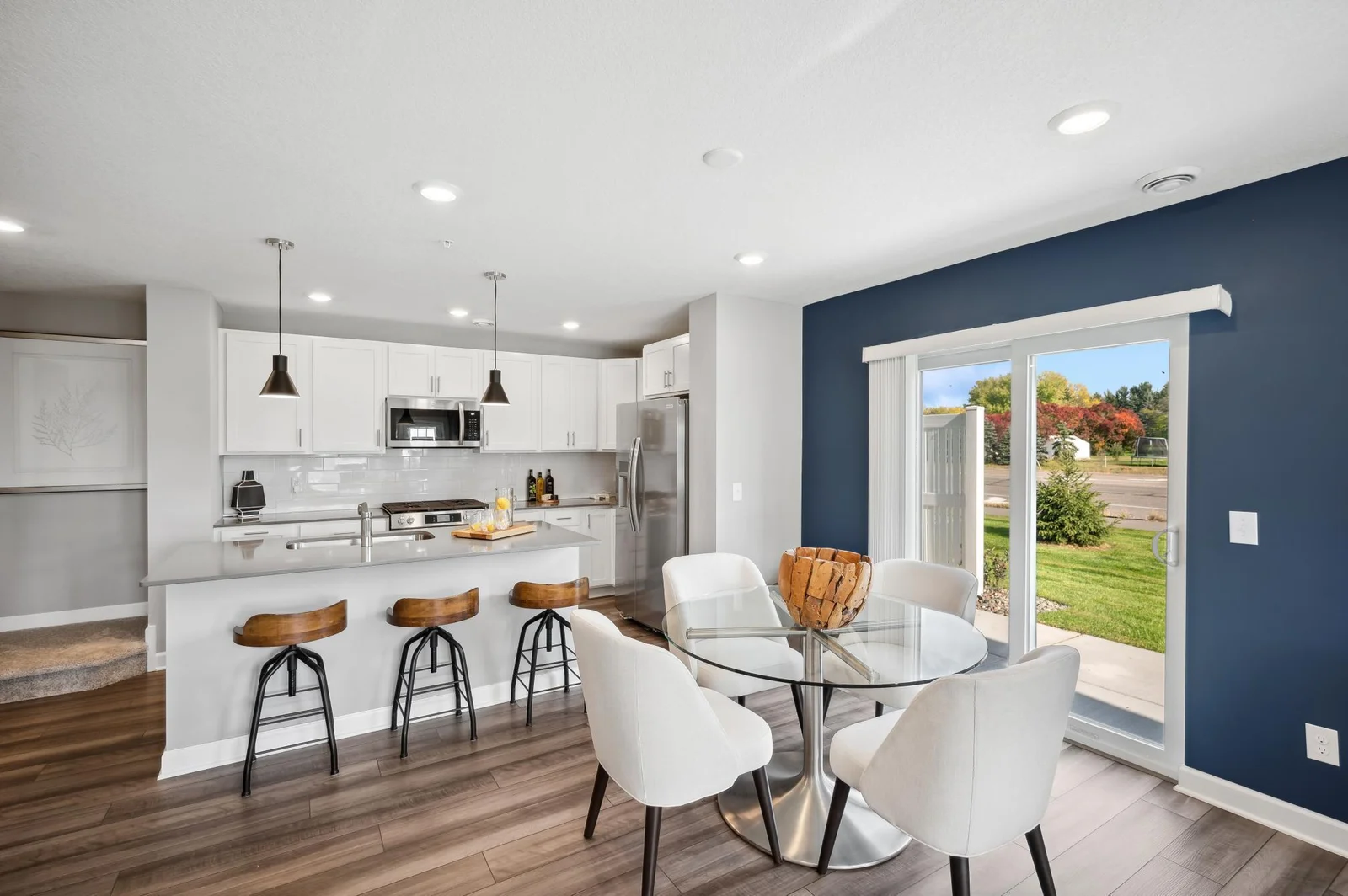 15003 Ahena Curve, Rosemount