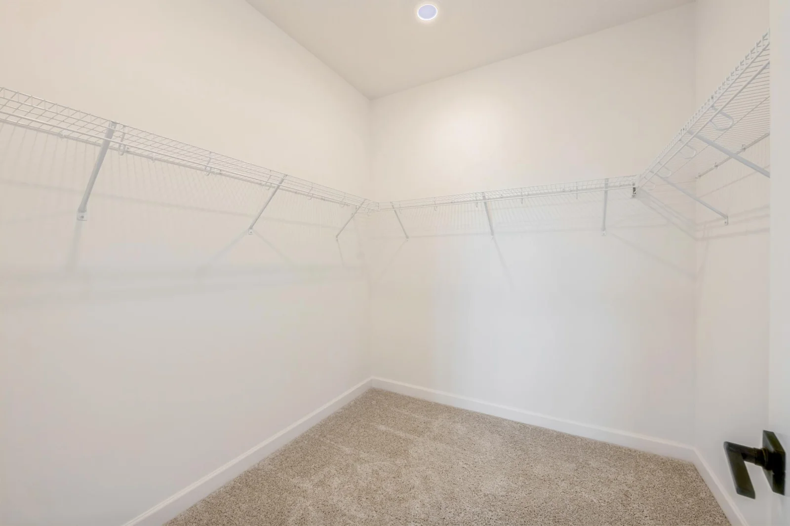 (Photo of a similar home, finishes may vary)
