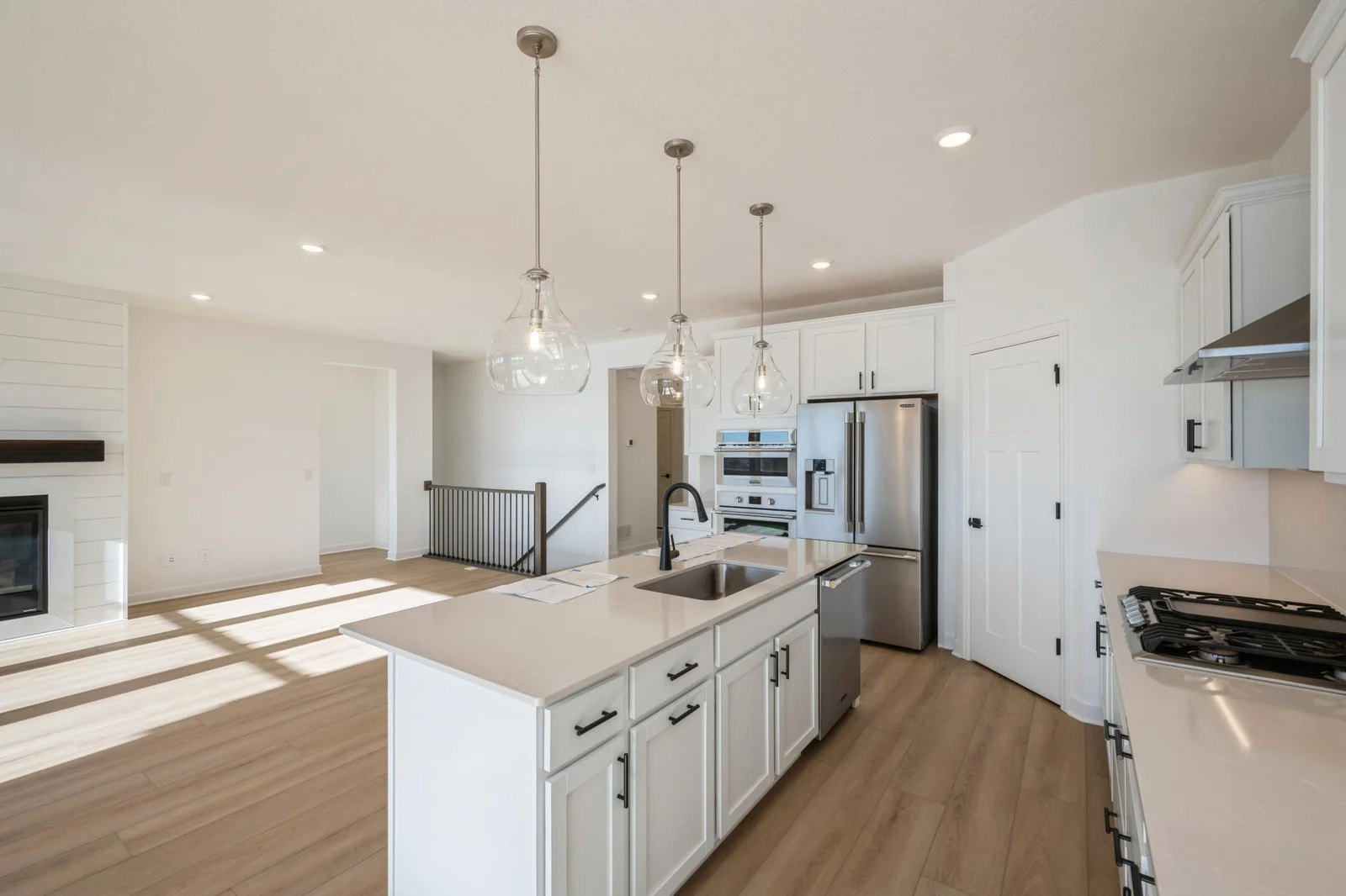 4975 Jandura Bay, Saint Michael