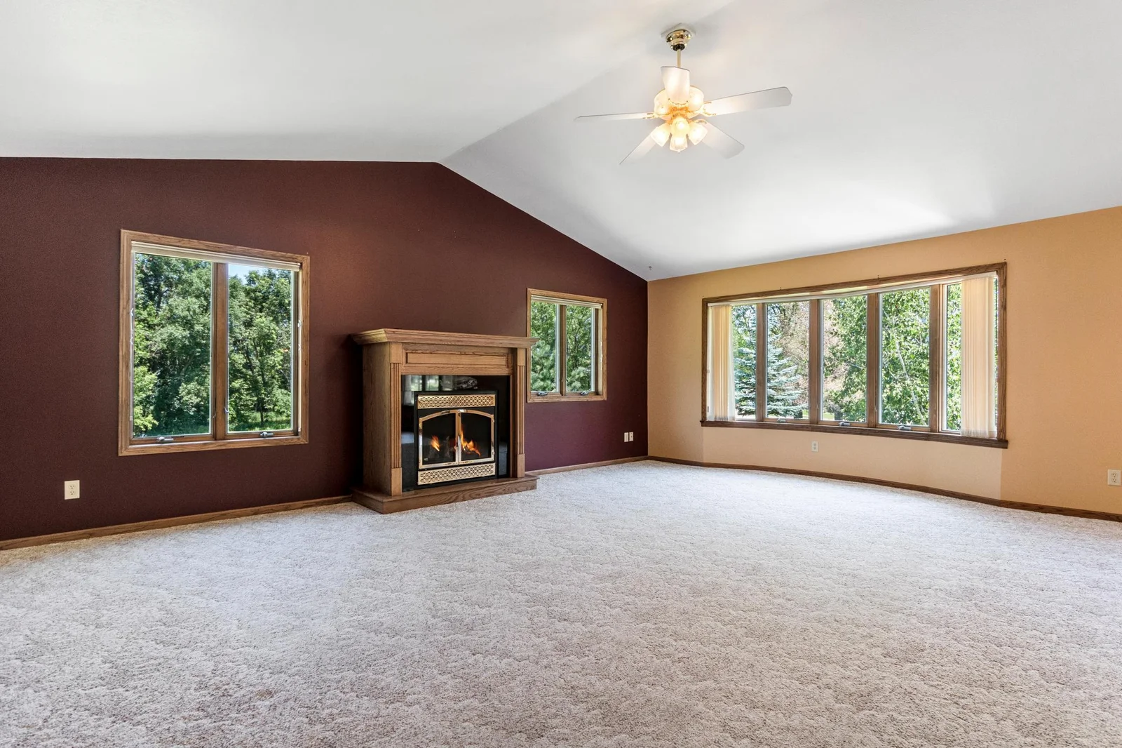 Living Room.JPG