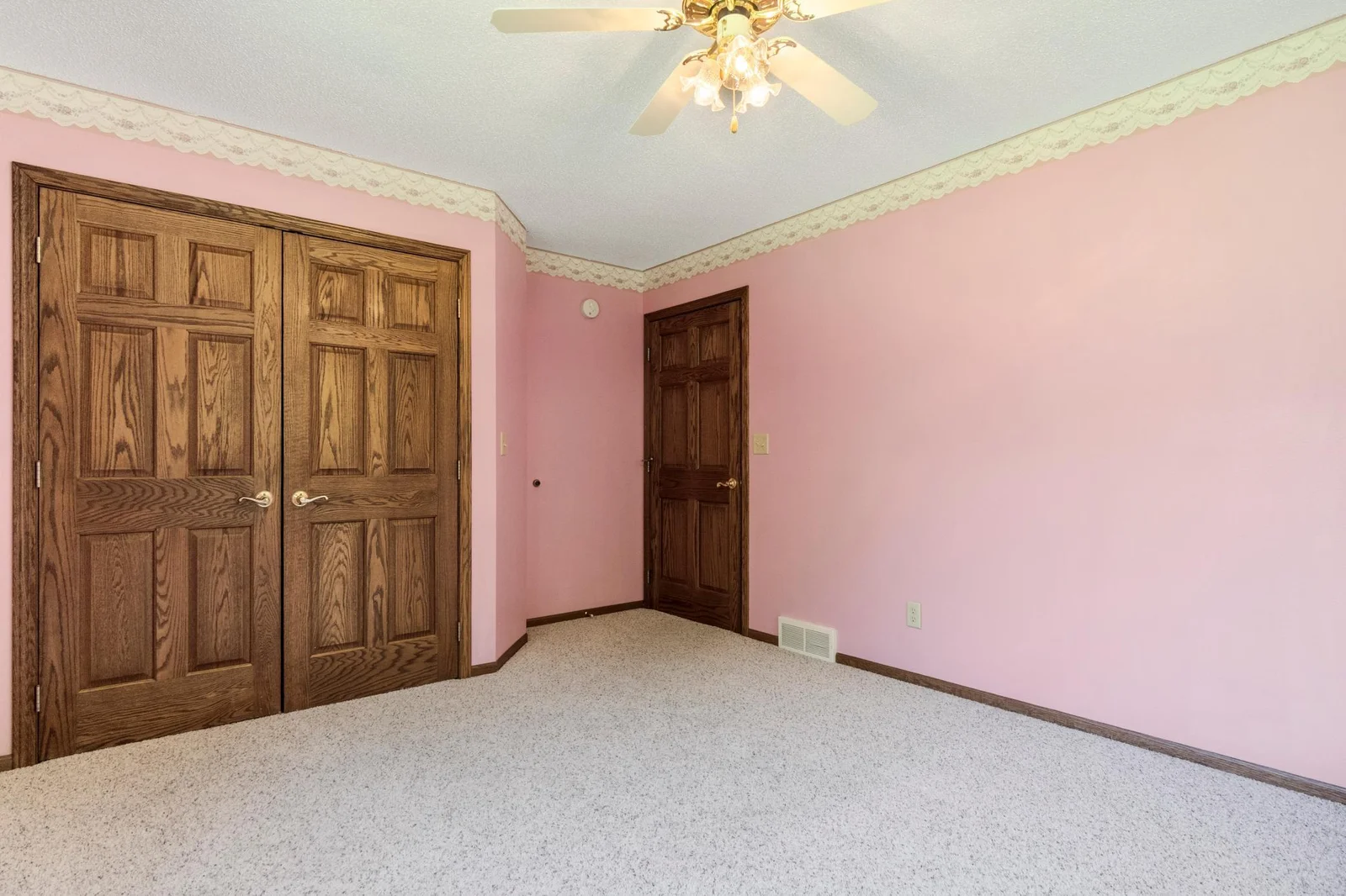 Bedroom 3.JPG
