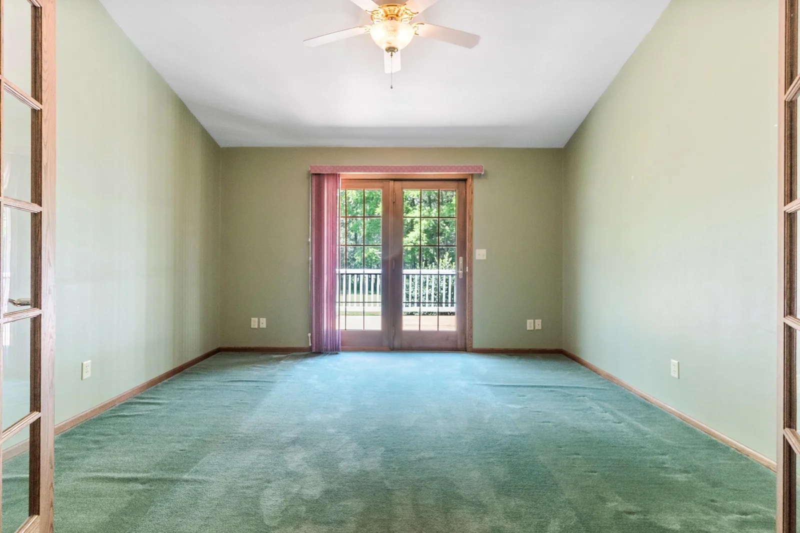Den or Office.JPG