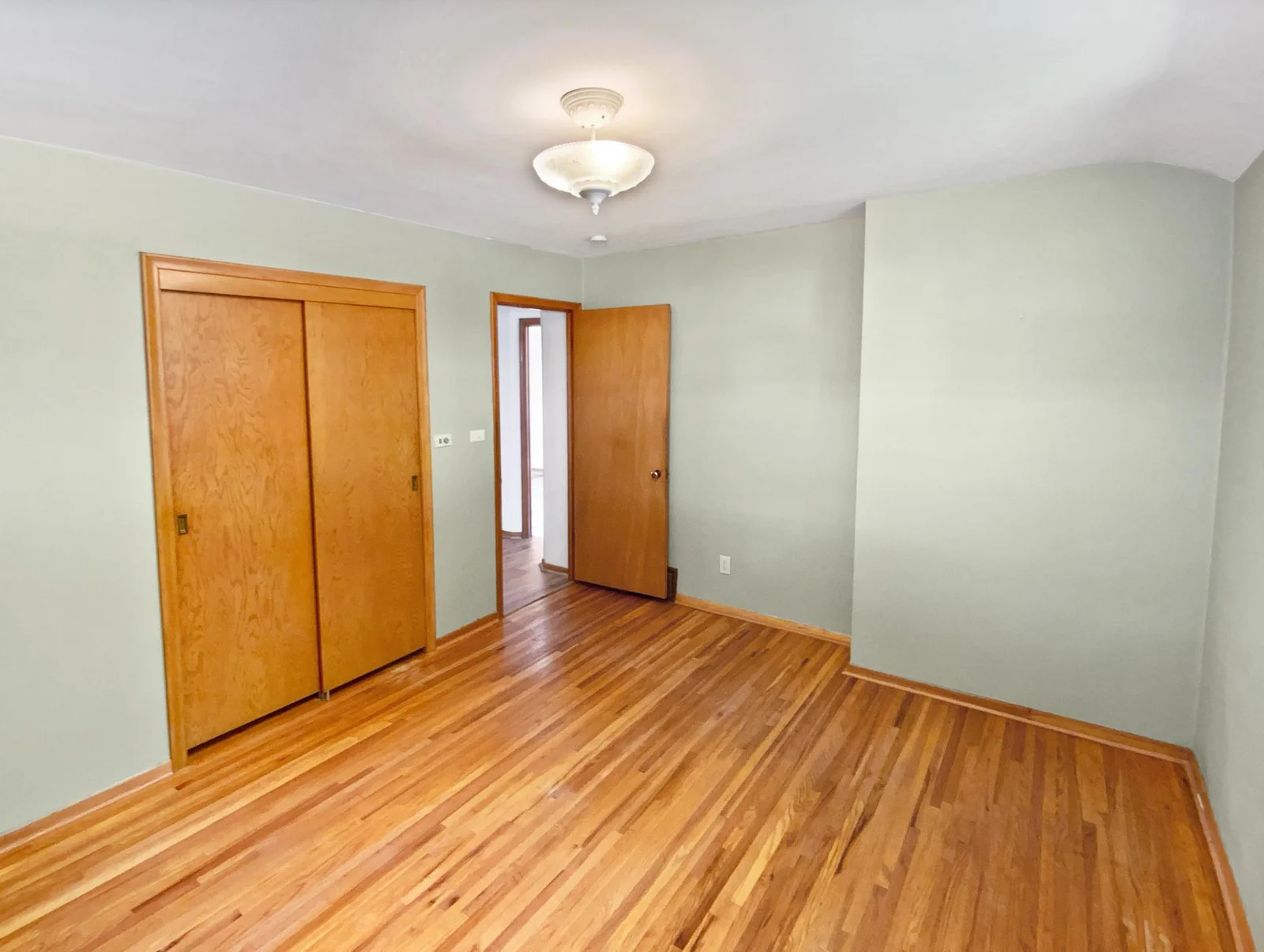 listing_17.jpg