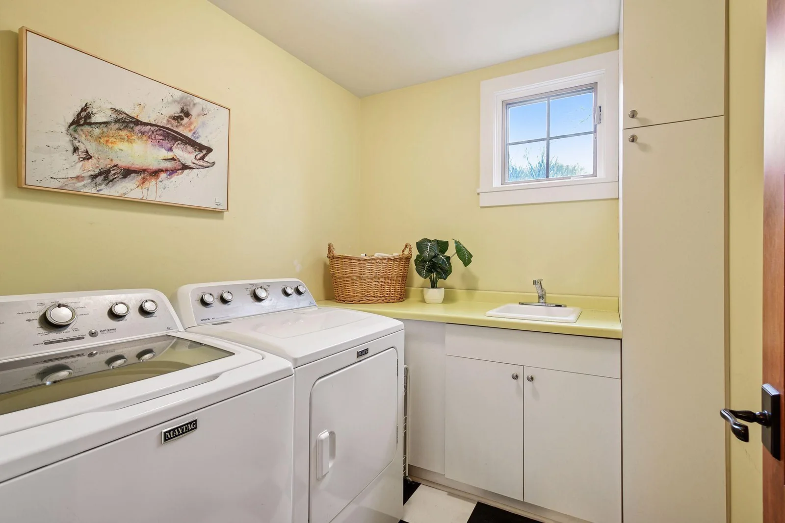 Main level laundry means no lugging baskets up and down stairs.