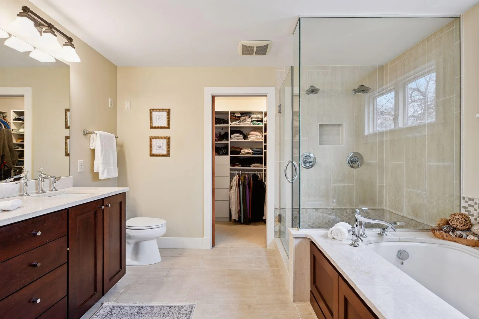 And a walk-in closet to boot.