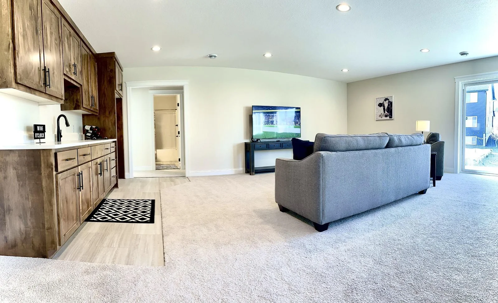 Family Room.jpg