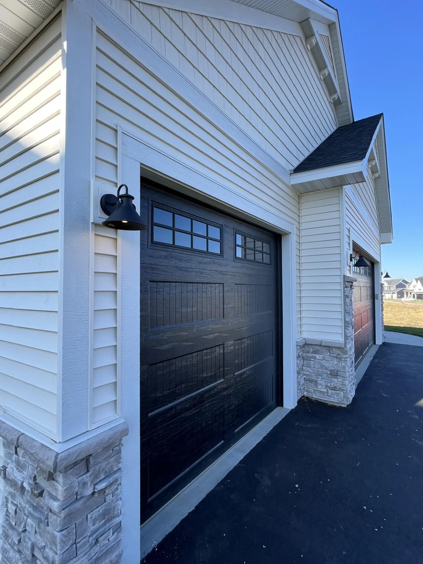 Double steel "sandwich" insulated garage doors