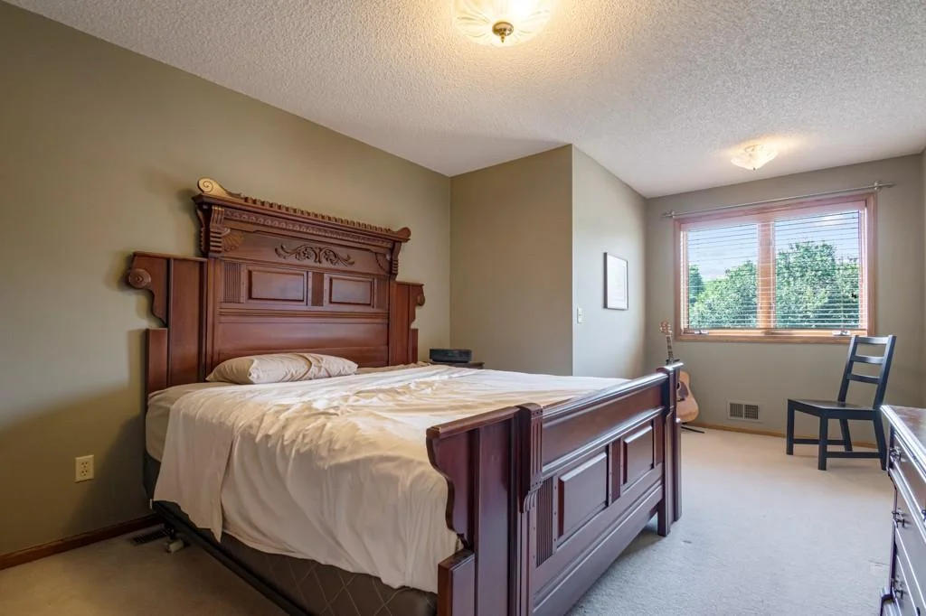 Upper Level Second Bedroom