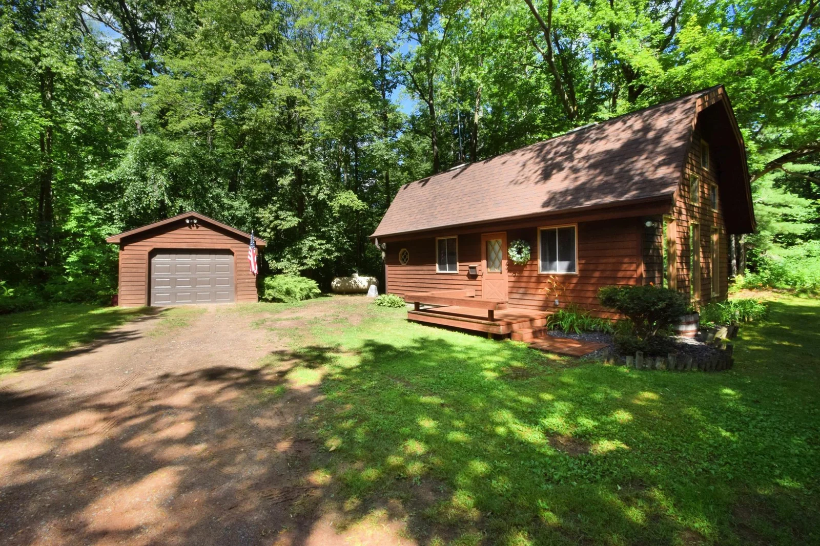 5480 County Road A, Webster