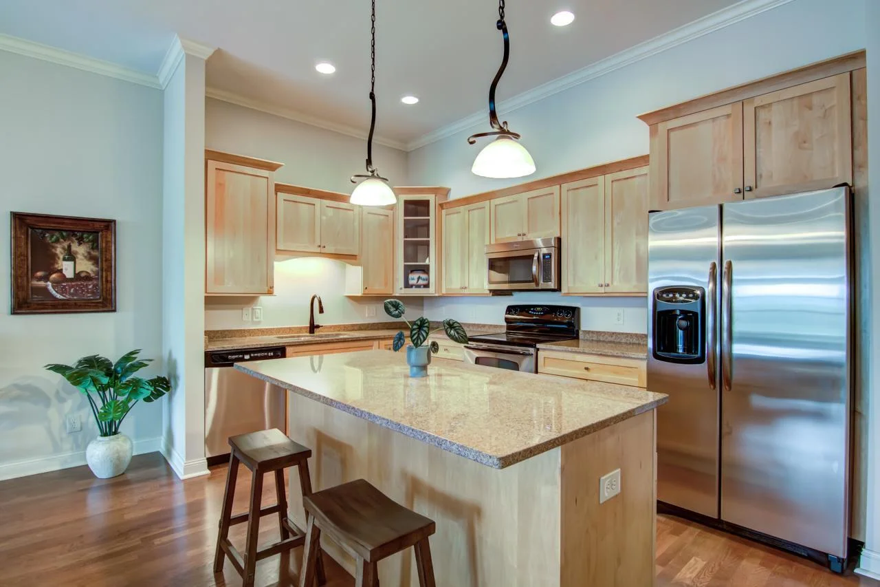 5-03-Kitchen-2.jpg