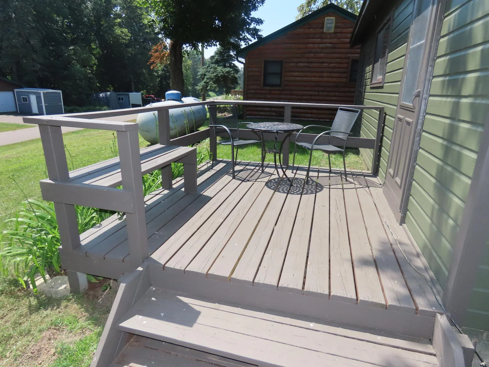 Front deck