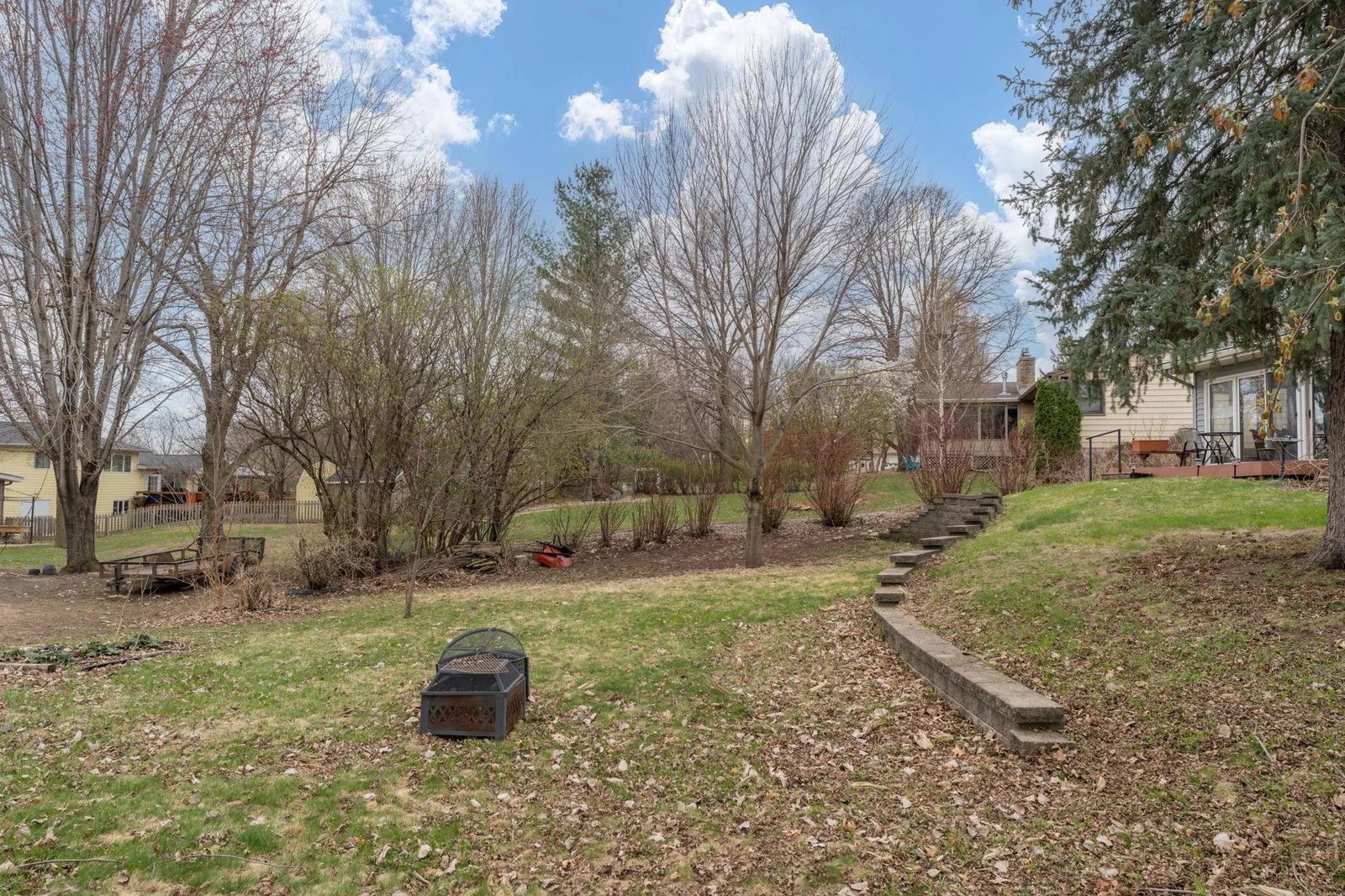 31-web-or-mls-829-church-st.jpg