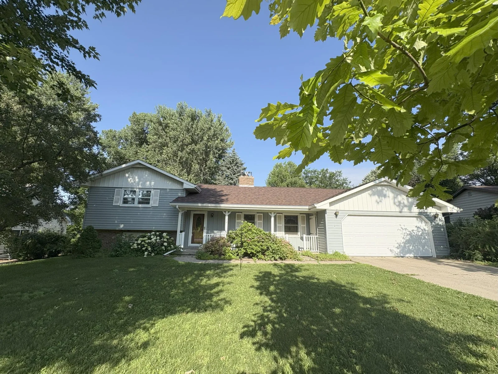 829 Church Street, Saint Peter