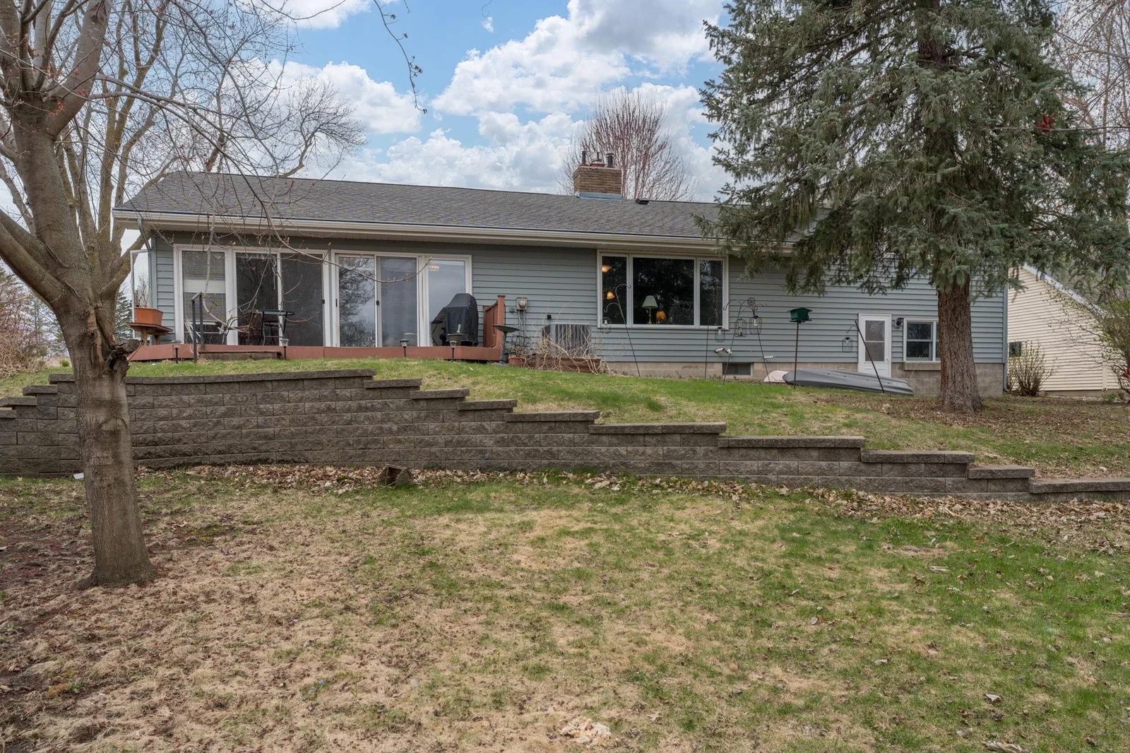 29-web-or-mls-829-church-st.jpg