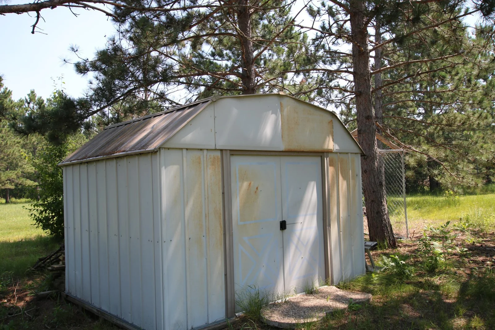 8 x 10 Storage Shed and Kennel