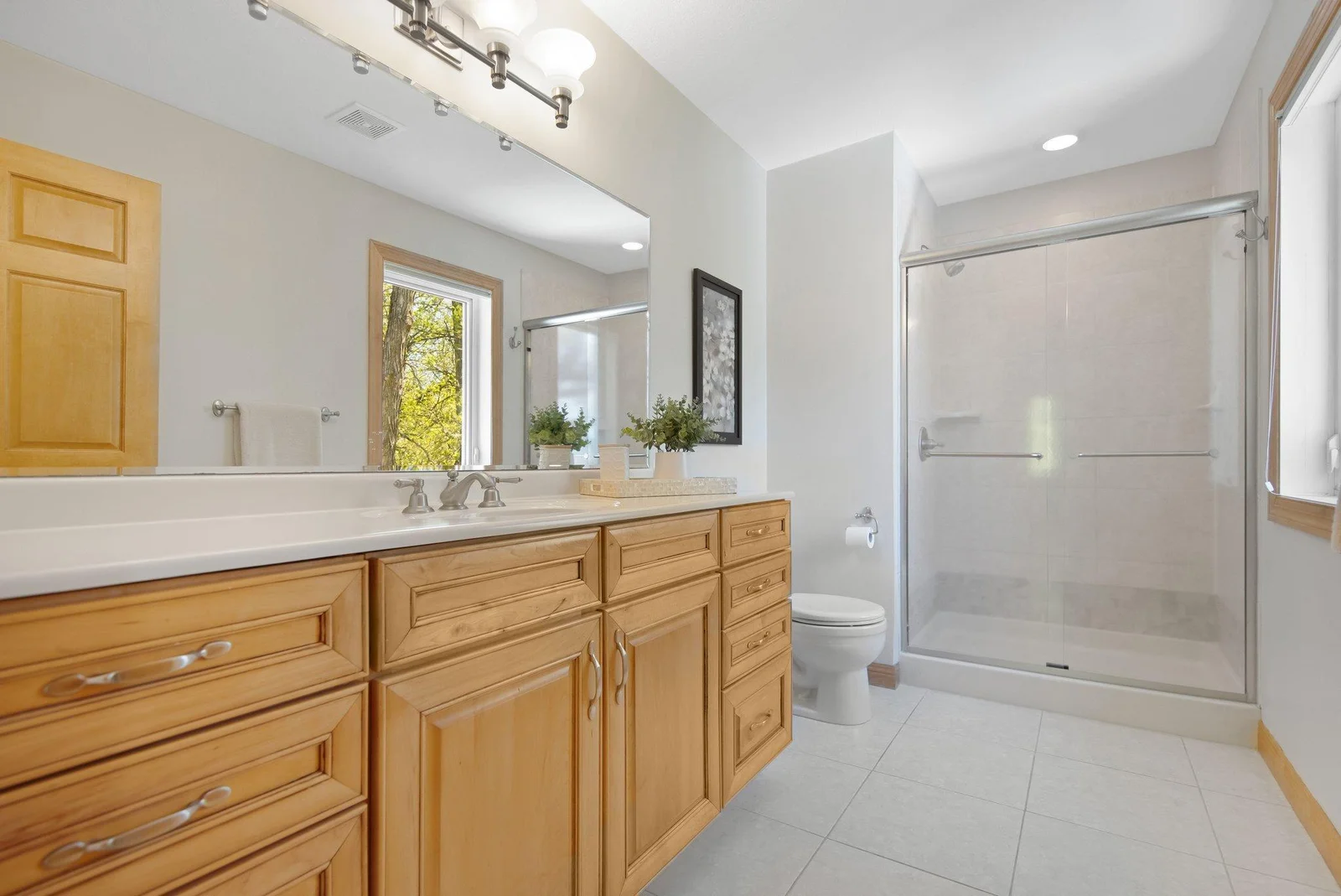Upper level 3/4 bathroom.