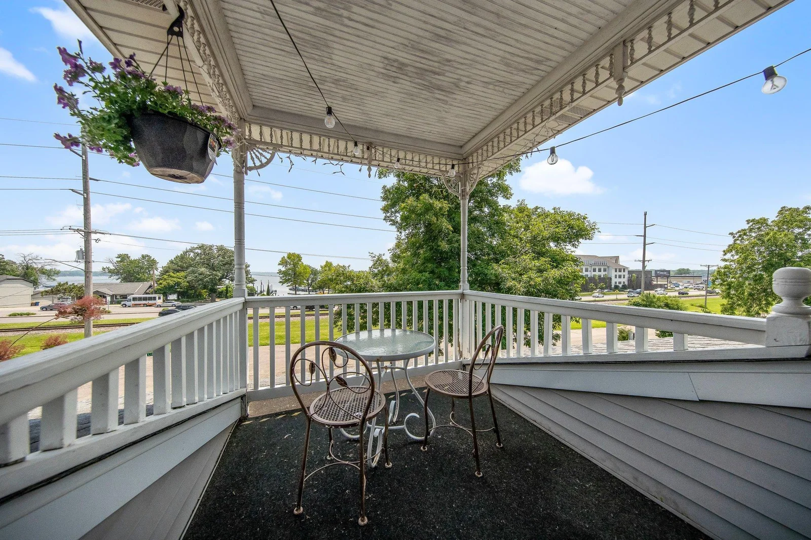 Master porch