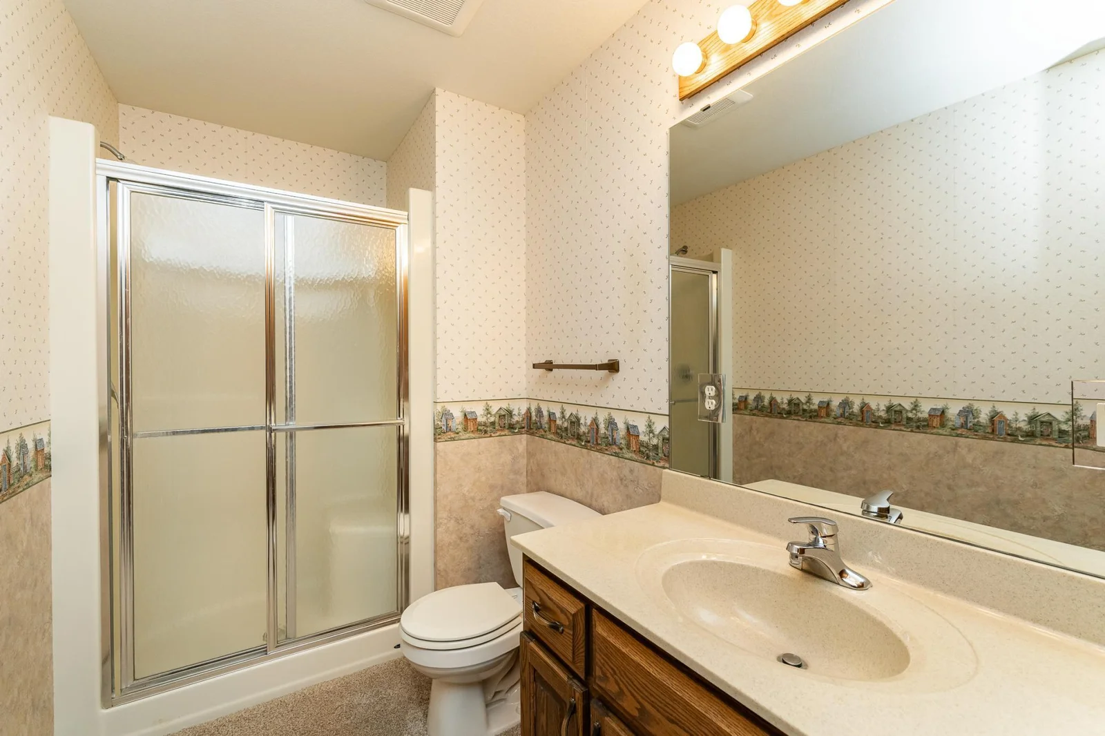 3/4 BATHROOM