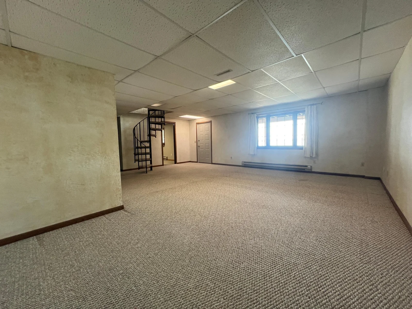 30 Lower Level Family Room.JPG
