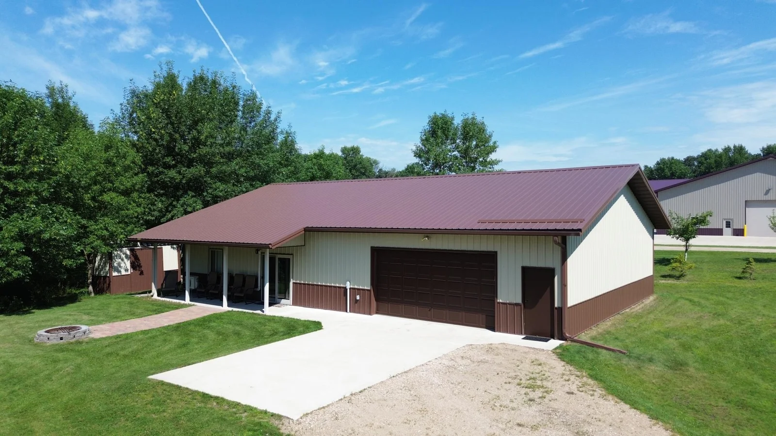 Back Lot with 40x60 Pole Barn