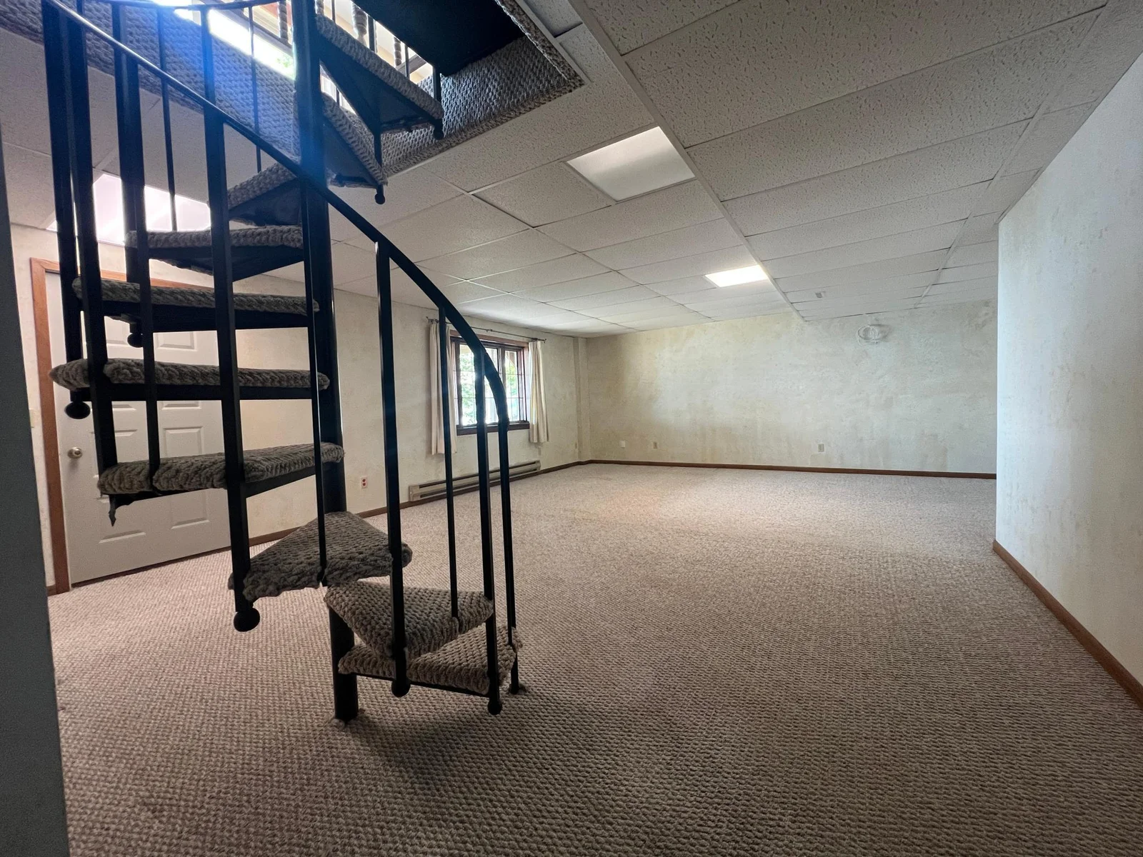 28 Lower Level Family Room.JPG