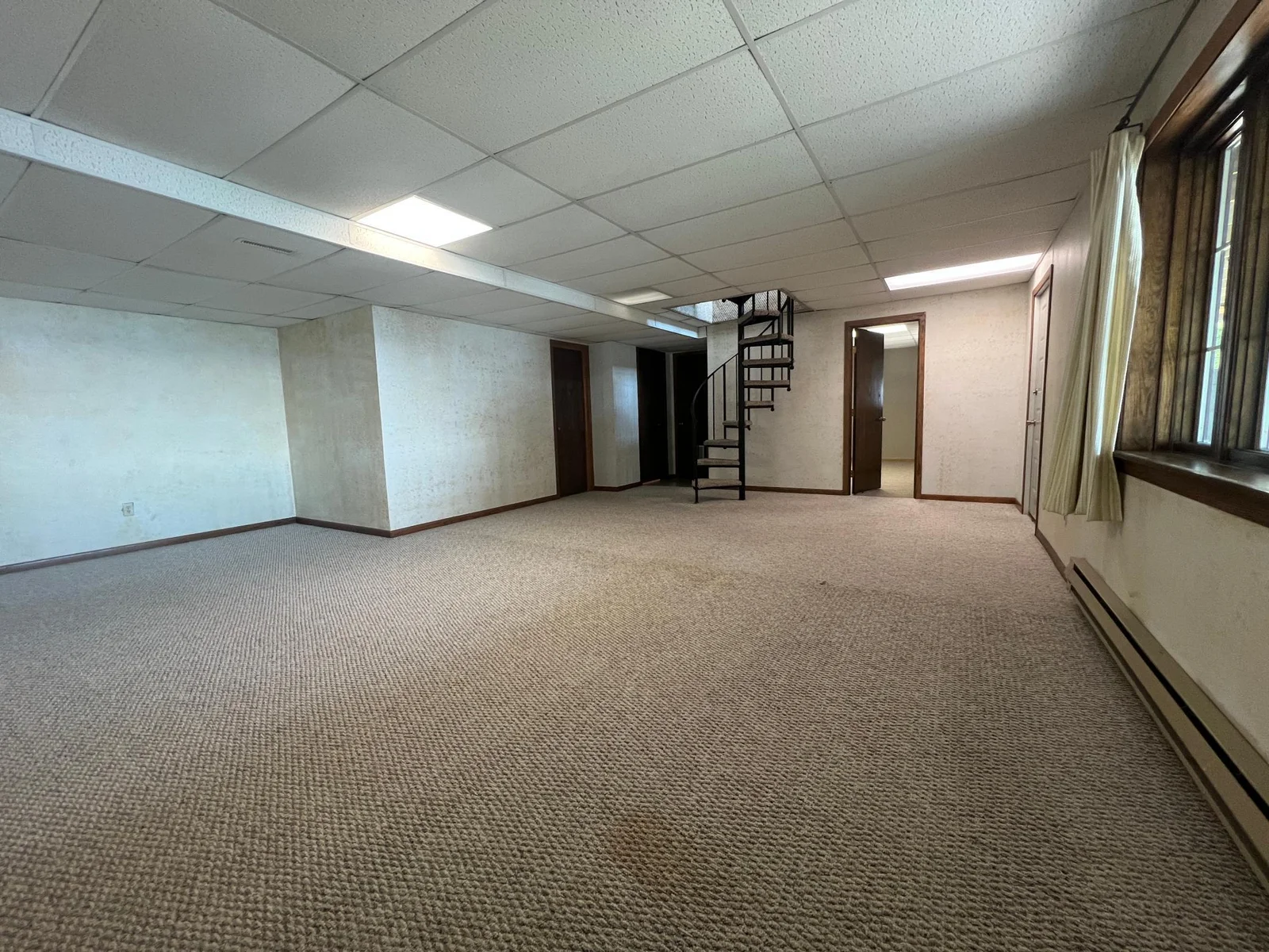 31 Lower Level Family Room.JPG