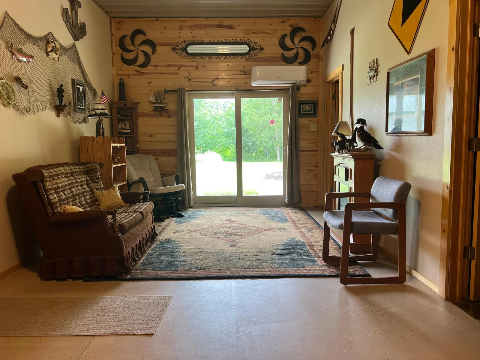 59 Pole Barn Living Room Area.JPG