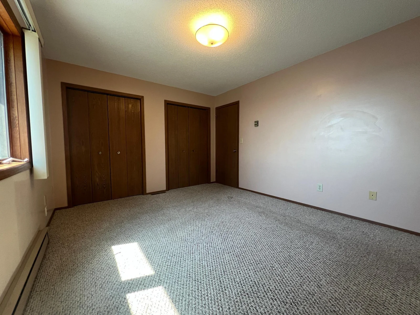 17 Primary Bedroom.JPG