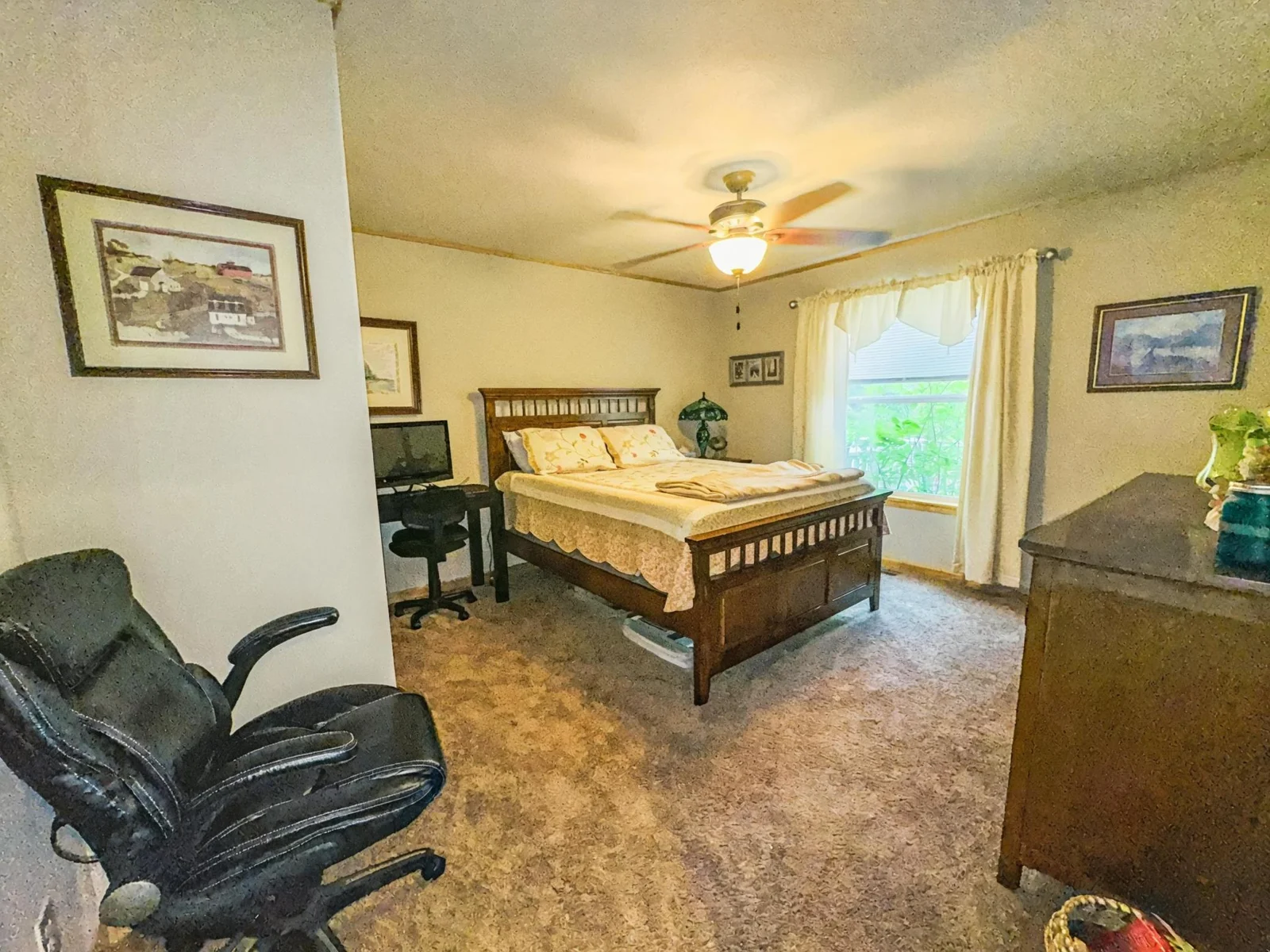 Bedroom 2.jpeg