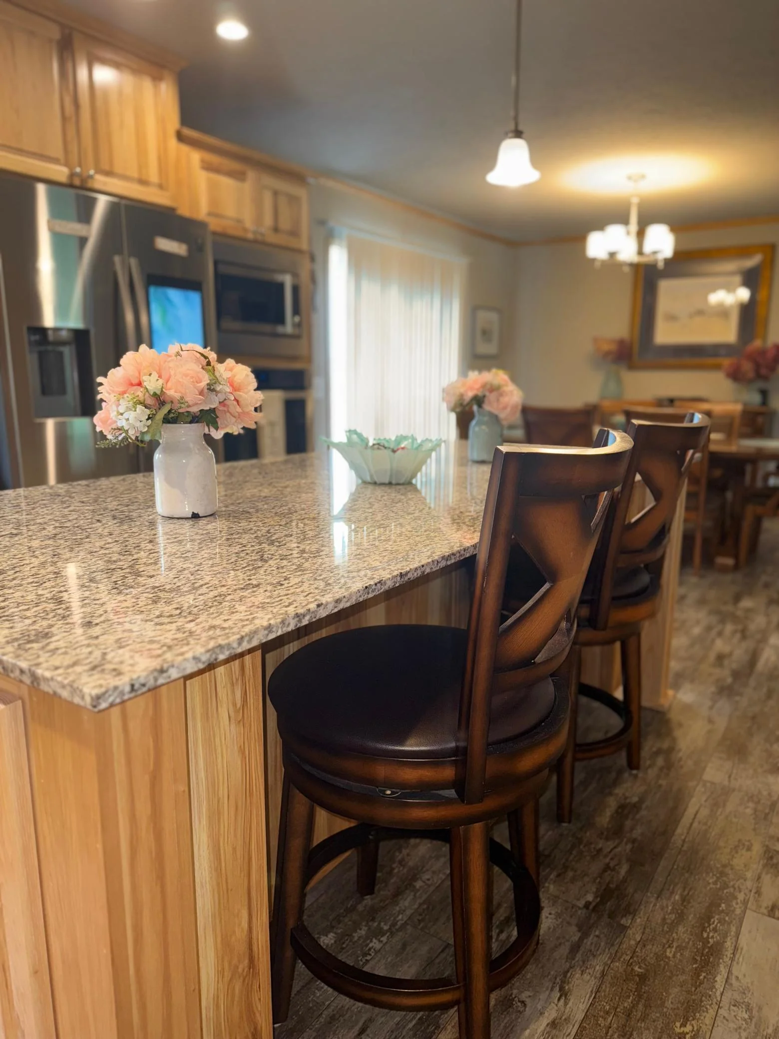 Kitchen Island 4.JPG