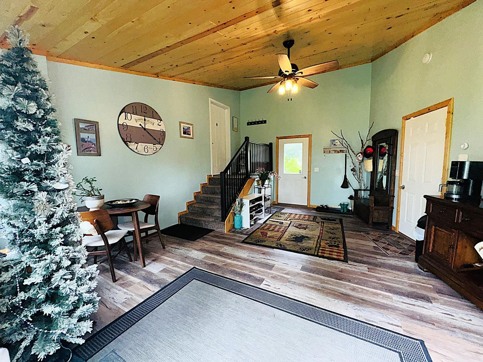 Breezeway 7.JPG