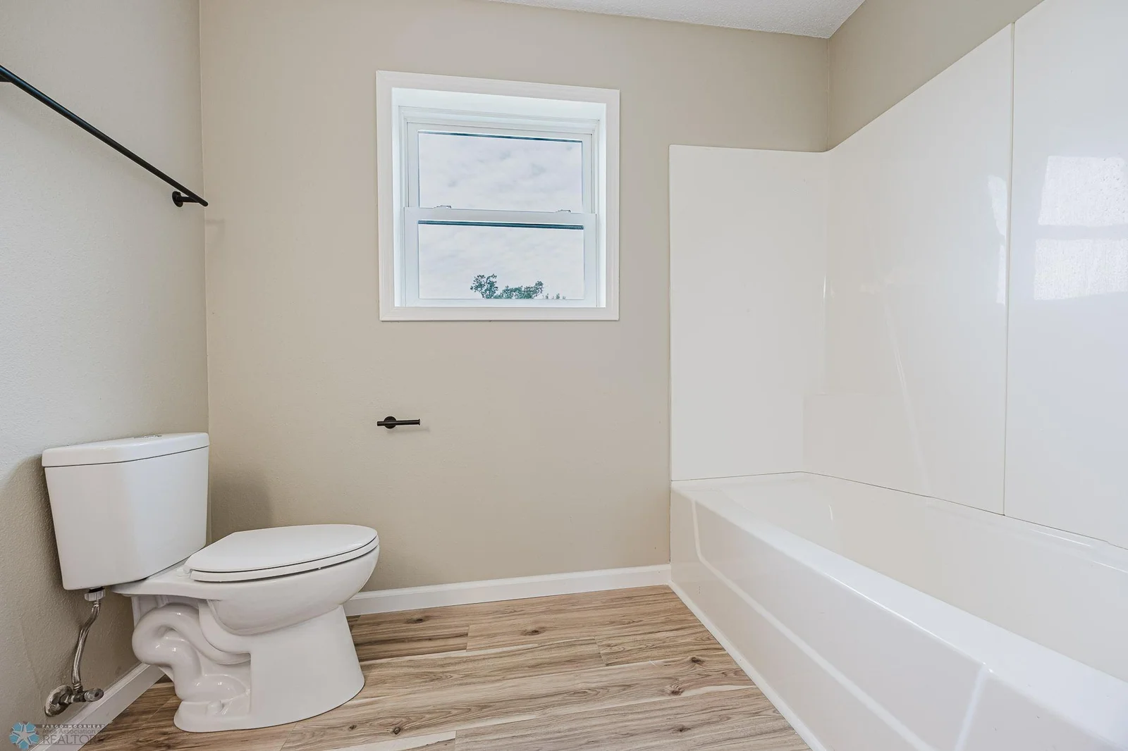 24129 Co Rd 144, Detroit Lakes, MN 56501-43.jpg
