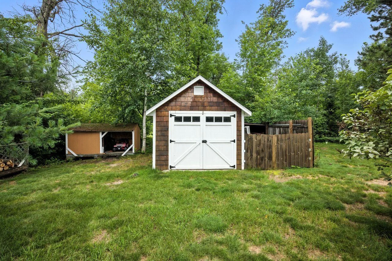 Storage shed for all your toys