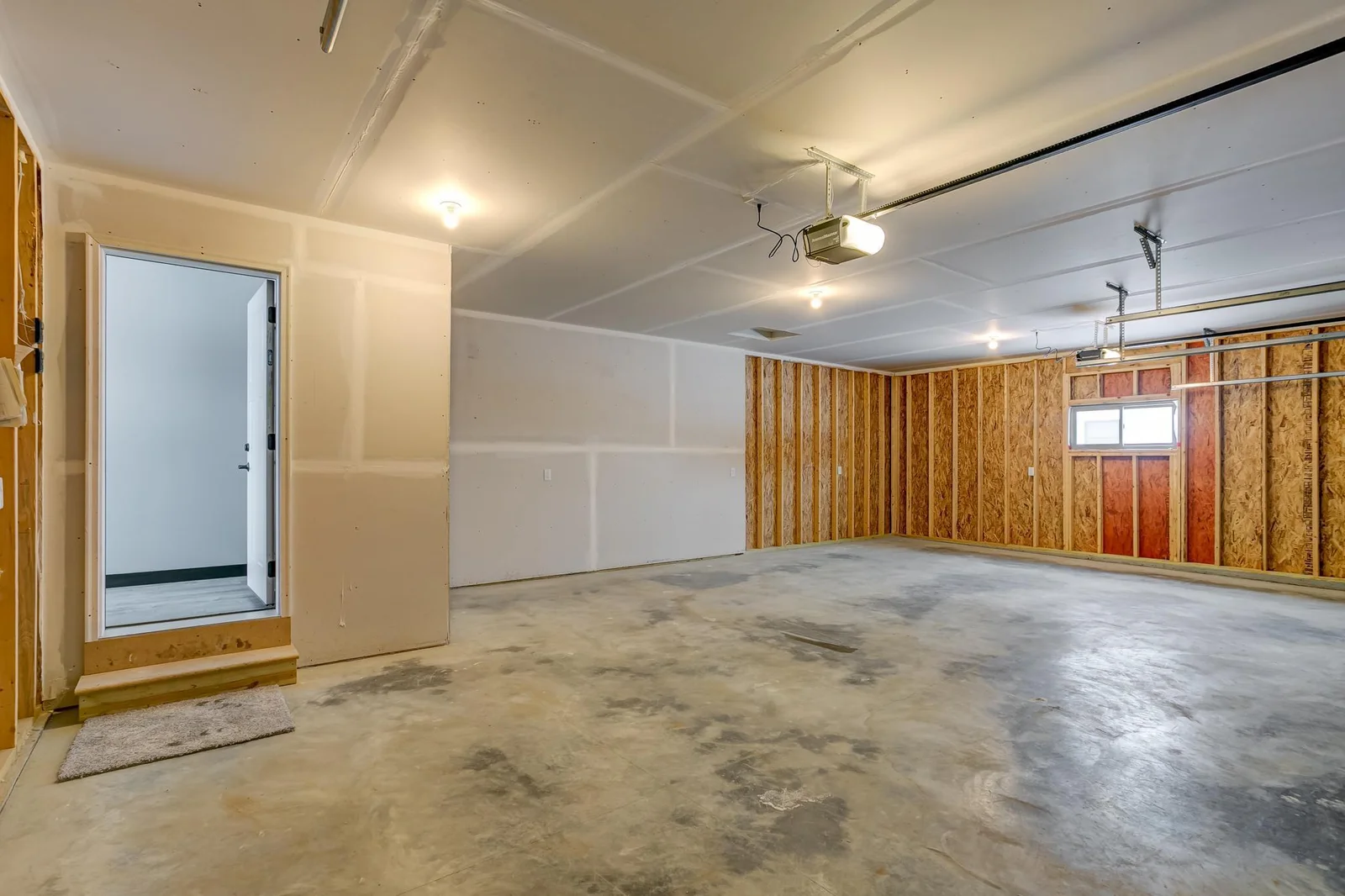 Photos are of a previously completed home with similar design and features. Actual selections, finishes, and materials may vary based on buyer choices and availability.