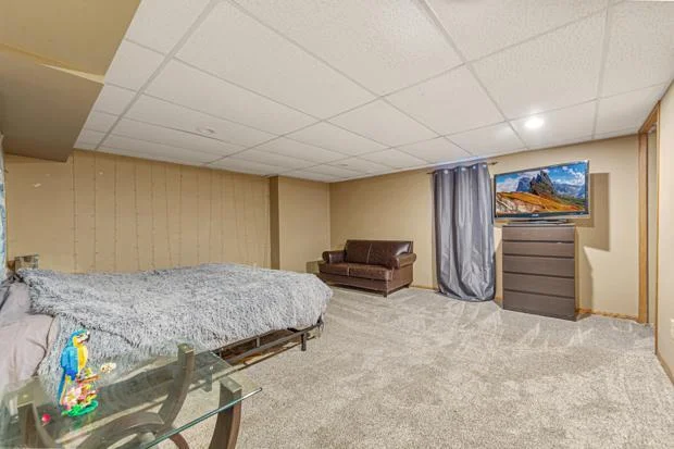40 Bedroom 4_lower.jpg