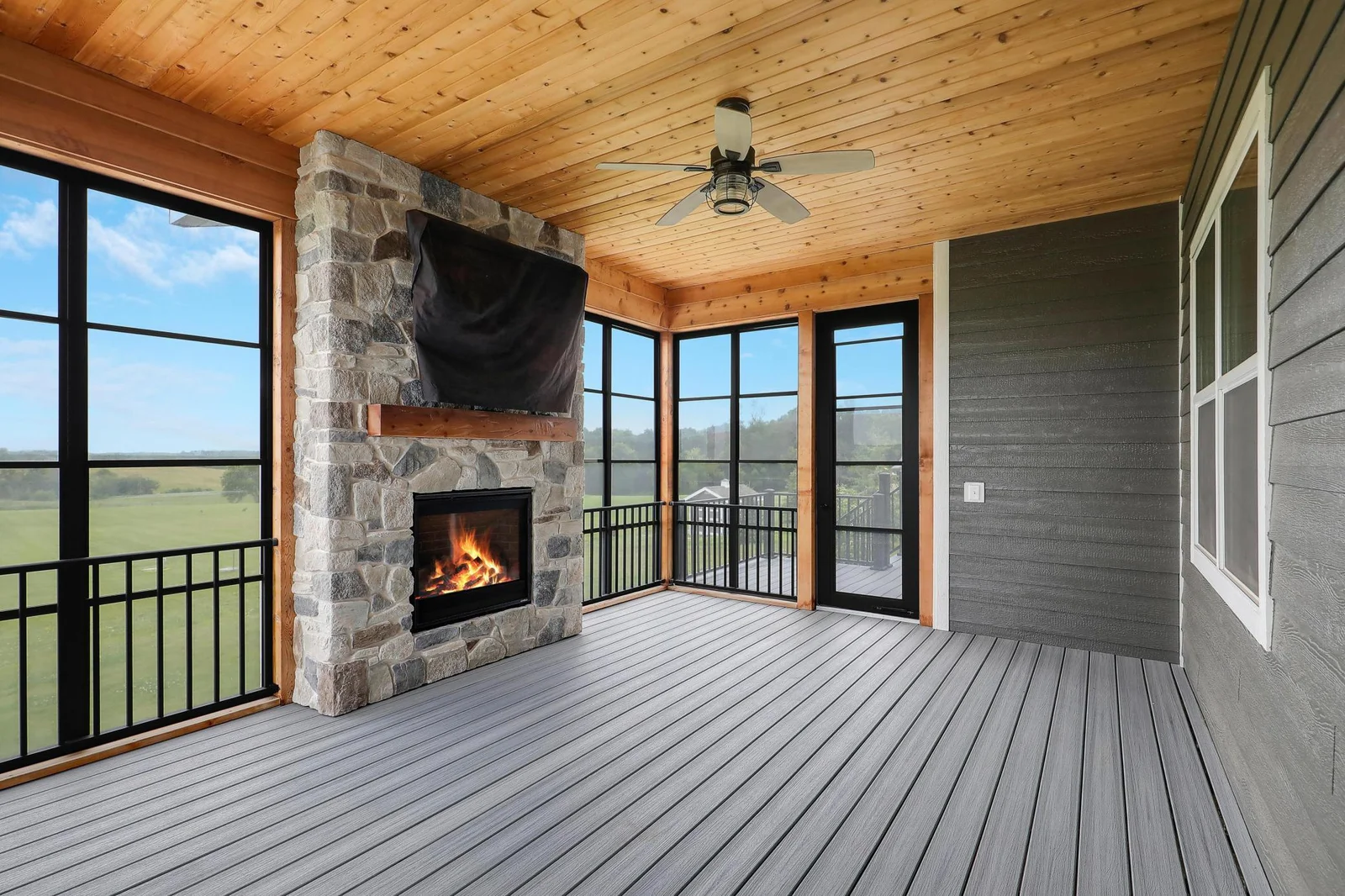 8710Photography-Web-Friendly-5841-Robert-Road-Independence-MN-55359-29.jpg