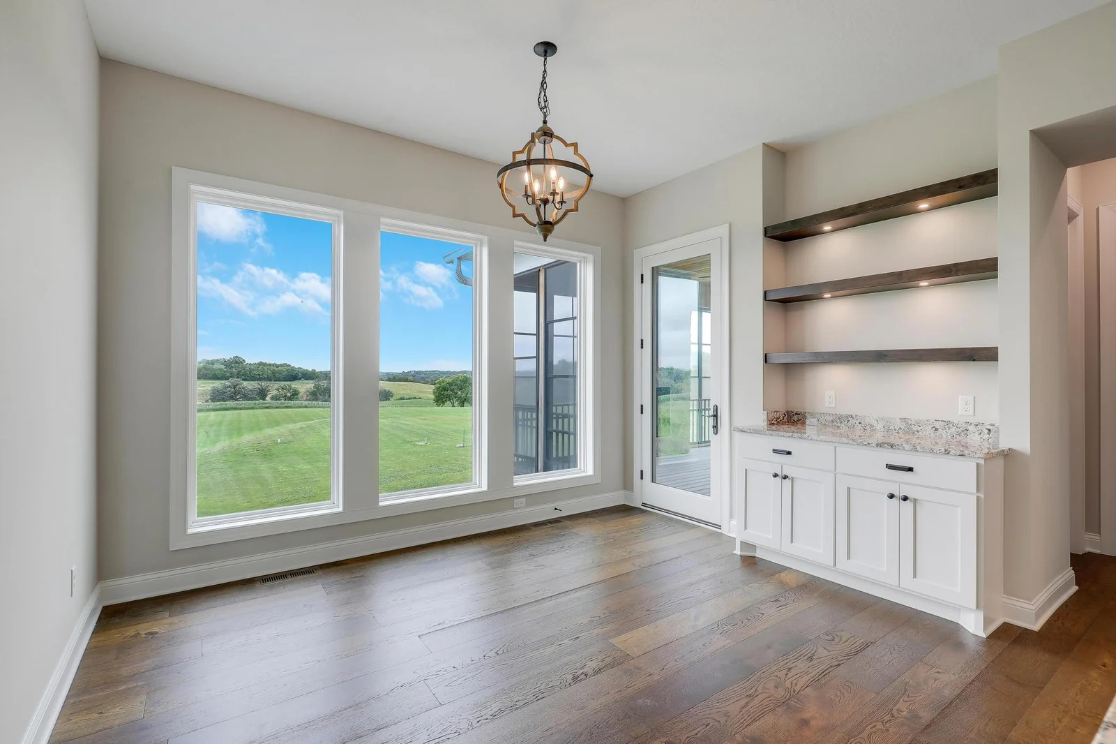 8710Photography-Web-Friendly-5841-Robert-Road-Independence-MN-55359-28.jpg
