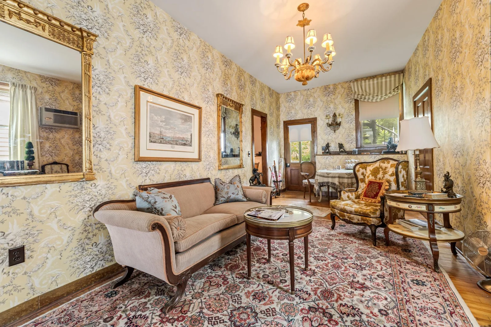 2nd floor Unit 2 LR