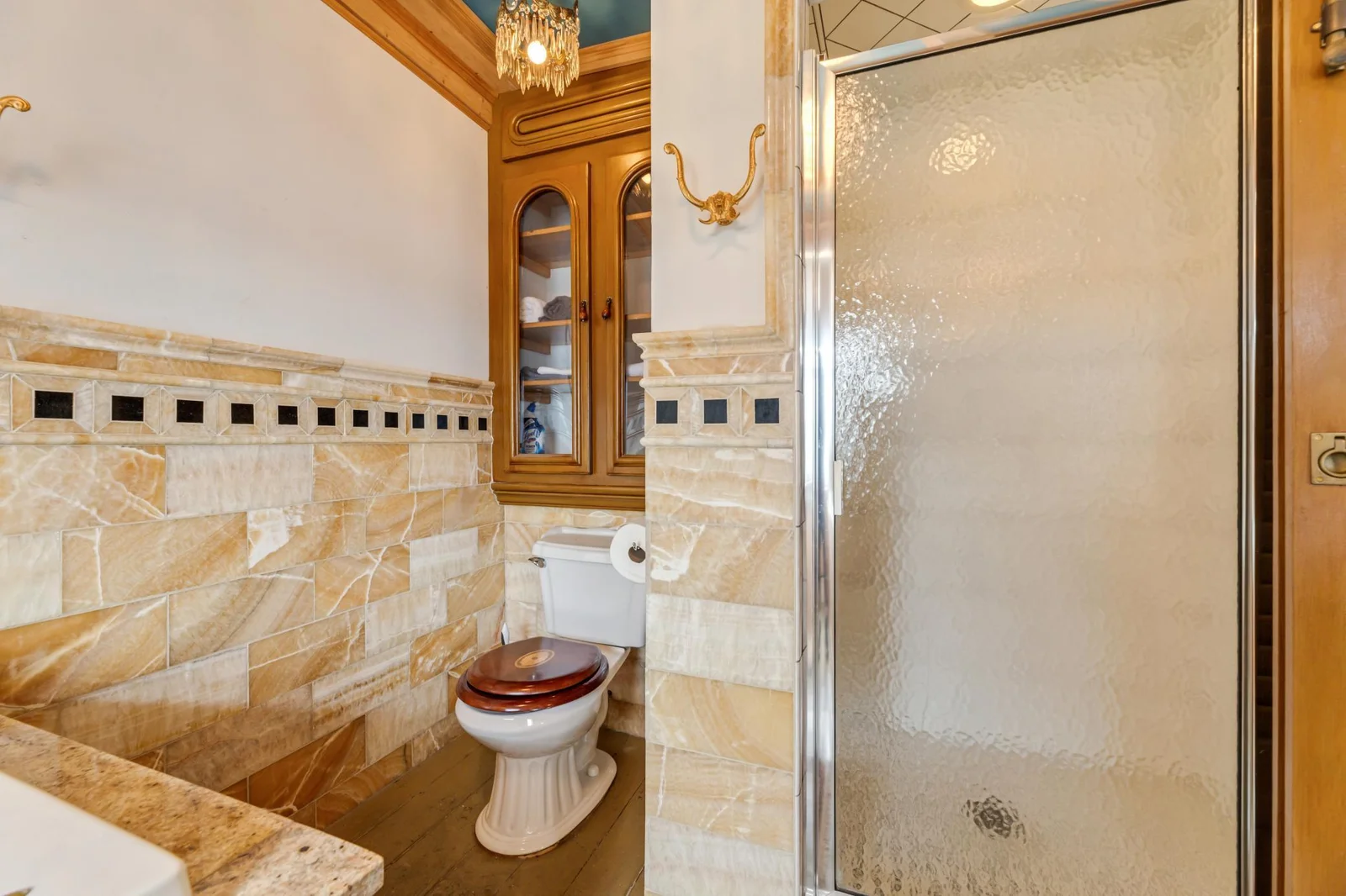 3rd floor bath