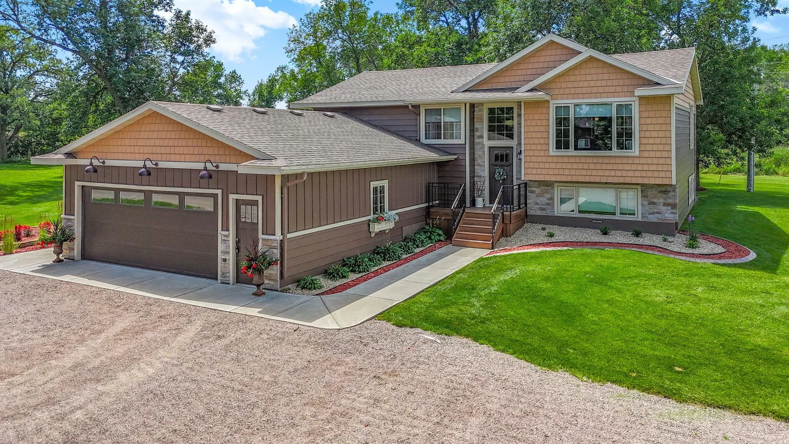 8300 263rd Street, Saint Joseph Twp