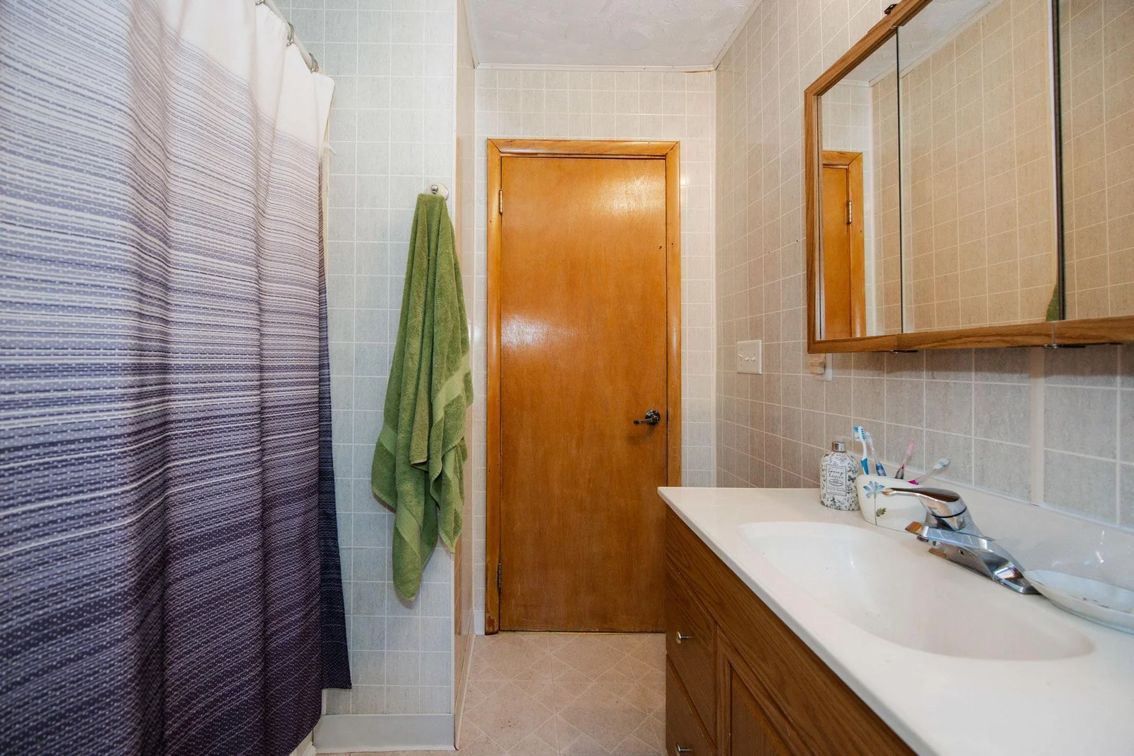 Bathroom_001_1