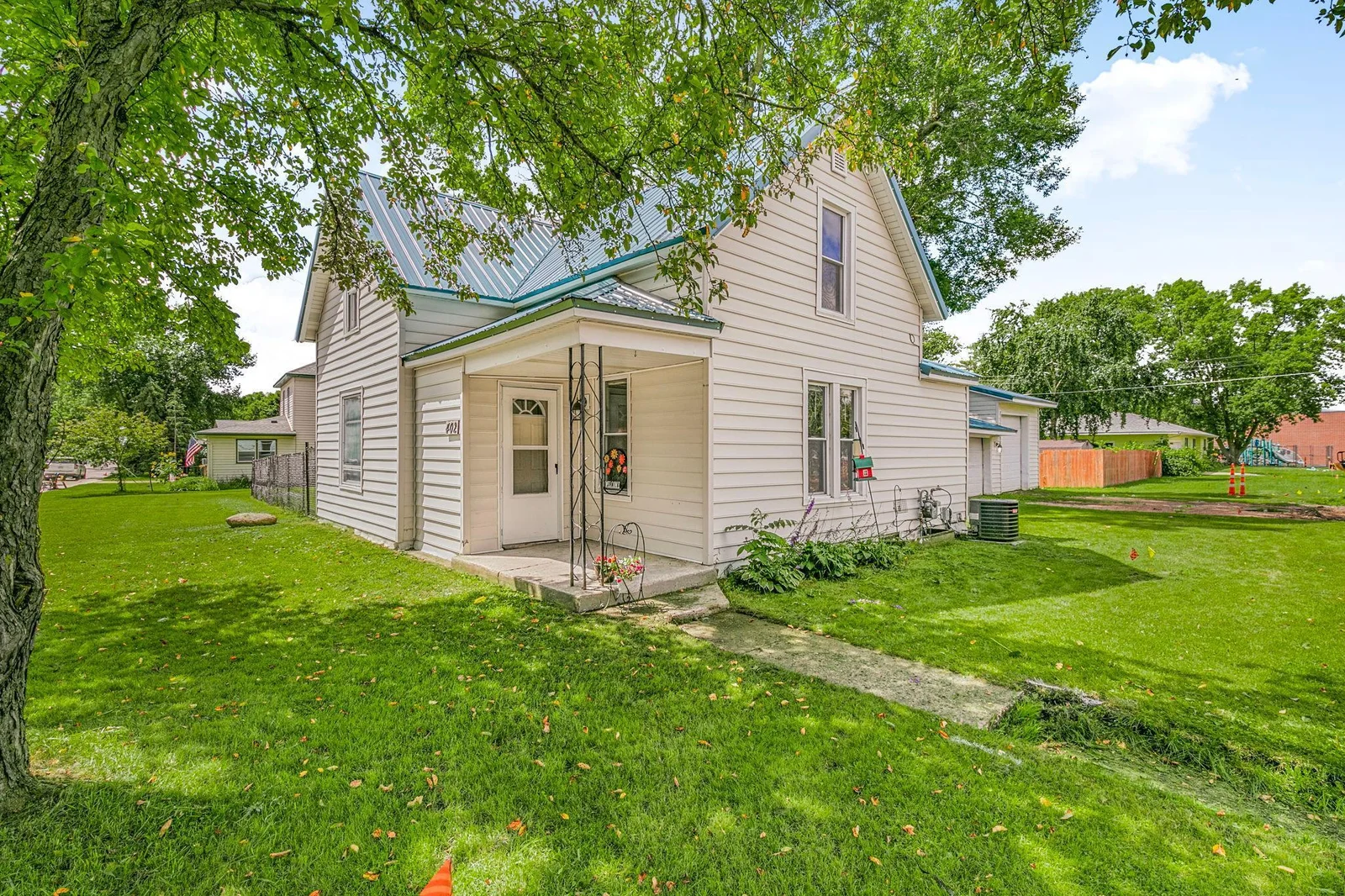 402 Main Street, Atwater